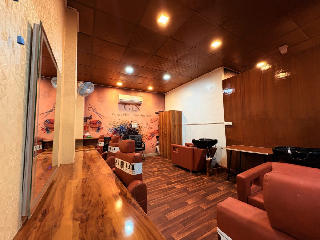 Makeup Academy in
Barabanki U.P